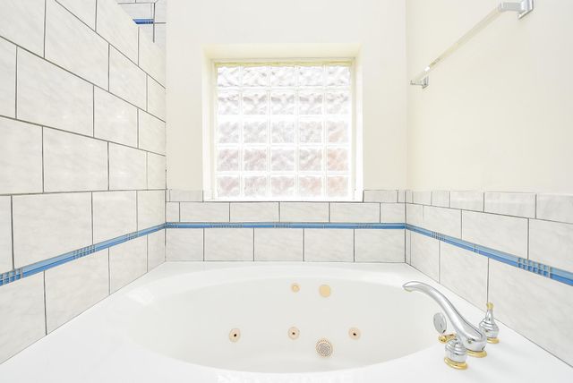 12335 Shadowvista Drive, Houston, TX 77082