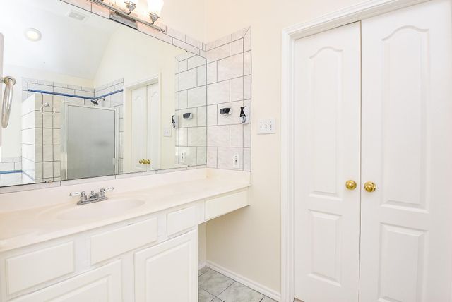 12335 Shadowvista Drive, Houston, TX 77082