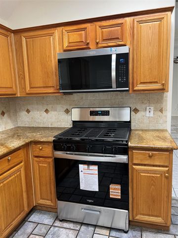 12335 Shadowvista Drive, Houston, TX 77082