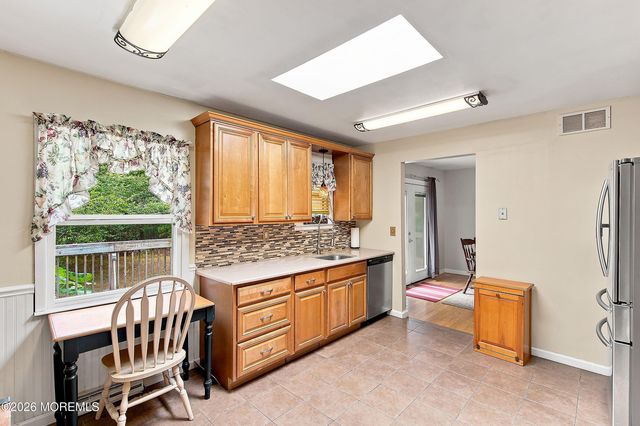 495 Cobain Road, Jackson, NJ 08527