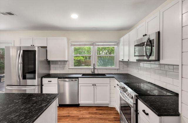 1842 Gippy Lane, Charleston, SC 29407
