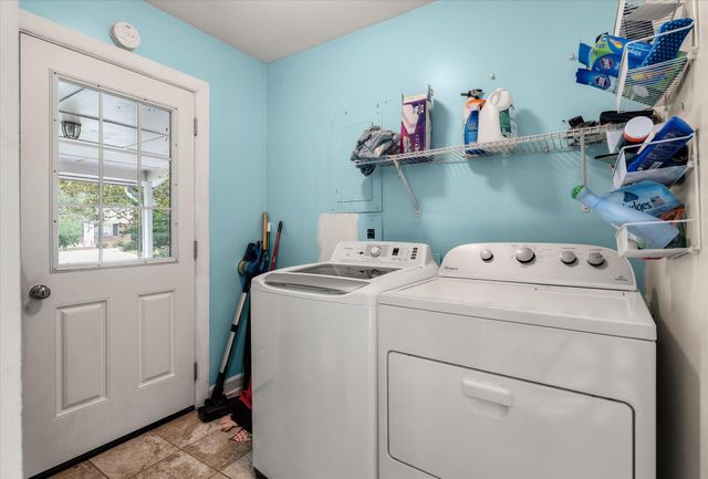 1842 Gippy Lane, Charleston, SC 29407