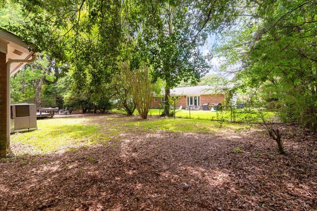 1842 Gippy Lane, Charleston, SC 29407