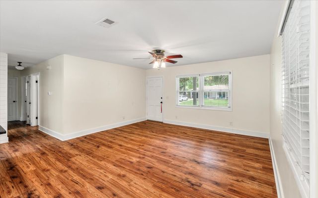 1842 Gippy Lane, Charleston, SC 29407
