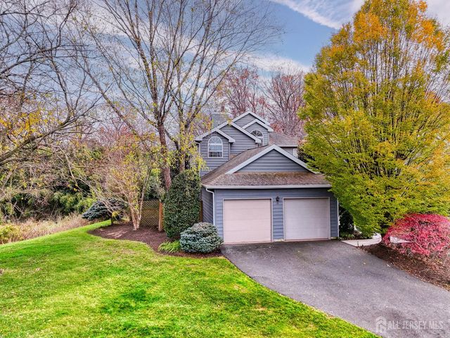 38 Fairway Boulevard, Monroe, NJ 08831