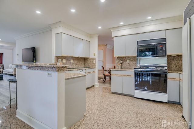 38 Fairway Boulevard, Monroe, NJ 08831