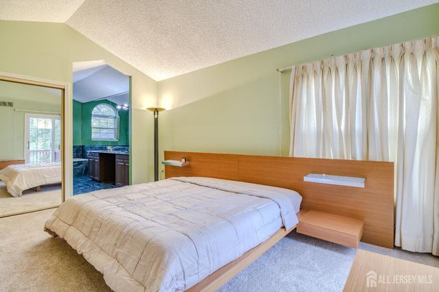 38 Fairway Boulevard, Monroe, NJ 08831