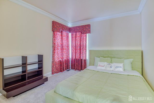 38 Fairway Boulevard, Monroe, NJ 08831