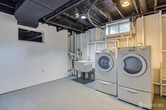 38 Fairway Boulevard, Monroe, NJ 08831