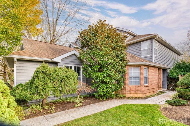 38 Fairway Boulevard, Monroe, NJ 08831