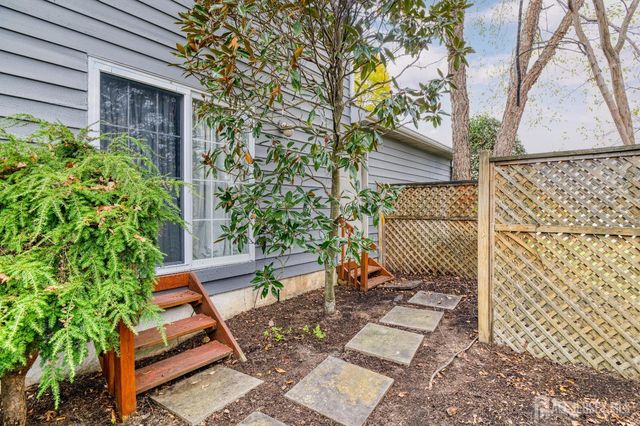 38 Fairway Boulevard, Monroe, NJ 08831