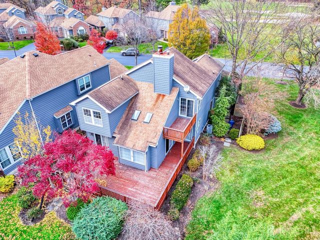 38 Fairway Boulevard, Monroe, NJ 08831