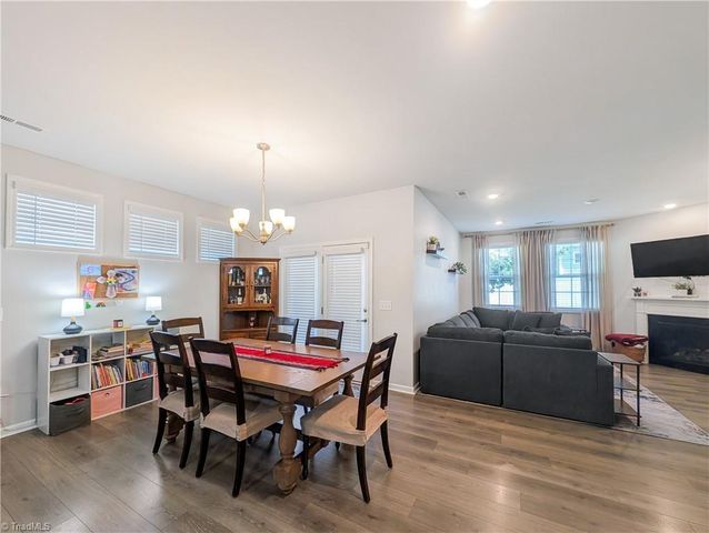 5424 Quartz Avenue, Clemmons, NC 27012