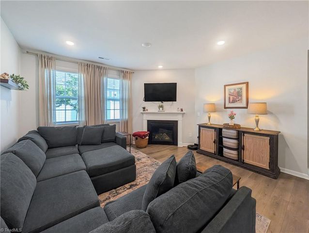 5424 Quartz Avenue, Clemmons, NC 27012