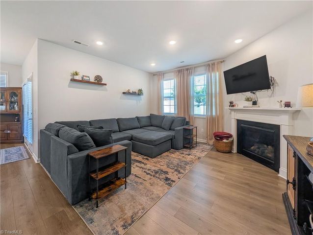 5424 Quartz Avenue, Clemmons, NC 27012