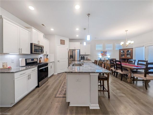 5424 Quartz Avenue, Clemmons, NC 27012