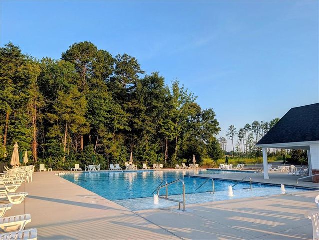5424 Quartz Avenue, Clemmons, NC 27012