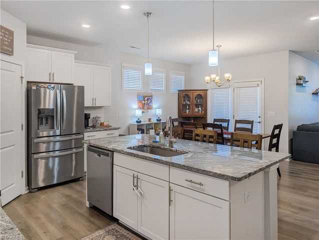5424 Quartz Avenue, Clemmons, NC 27012