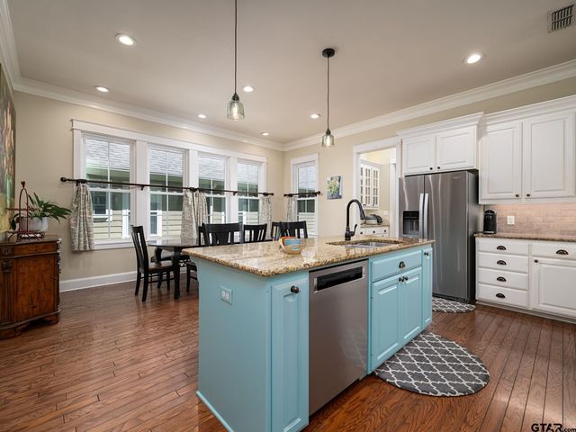 3986 Charleston Park, Tyler, TX 75701