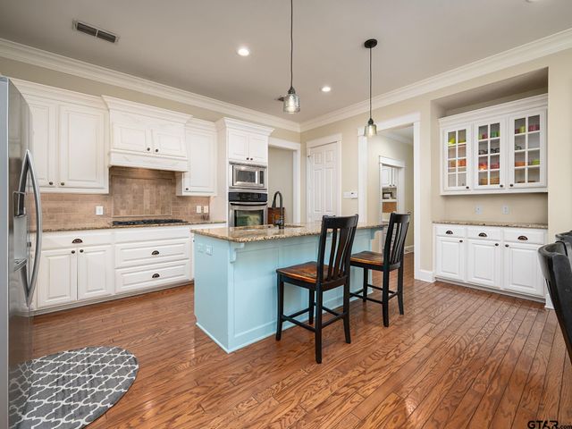 3986 Charleston Park, Tyler, TX 75701