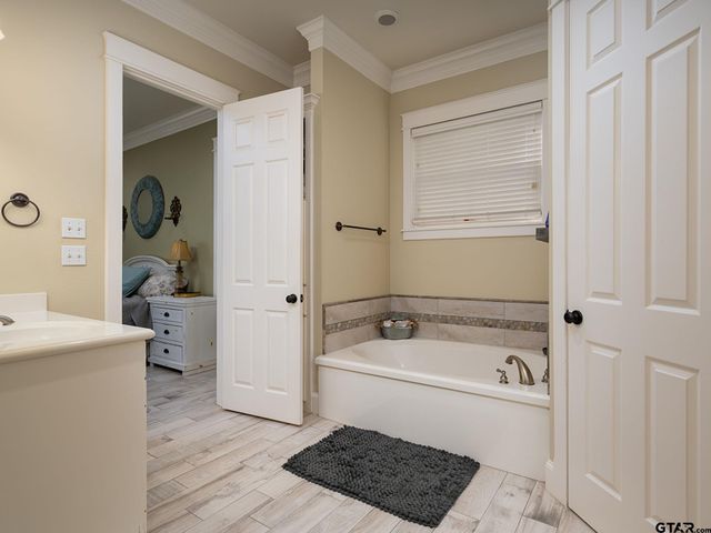 3986 Charleston Park, Tyler, TX 75701