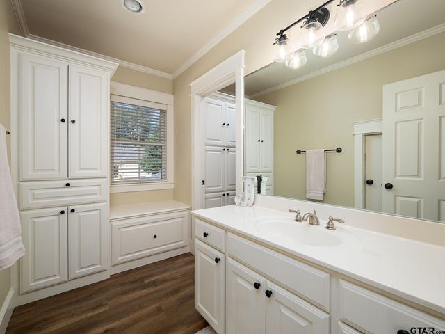 3986 Charleston Park, Tyler, TX 75701