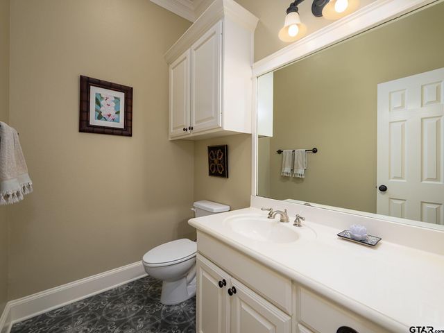 3986 Charleston Park, Tyler, TX 75701