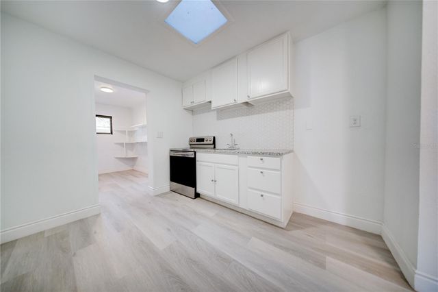 2525 POINSETTA AVENUE, Sanford, FL 32773