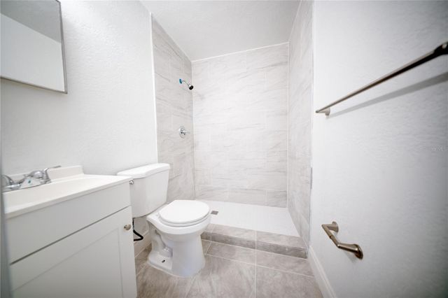 2525 POINSETTA AVENUE, Sanford, FL 32773