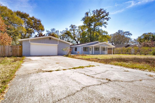 2525 POINSETTA AVENUE, Sanford, FL 32773