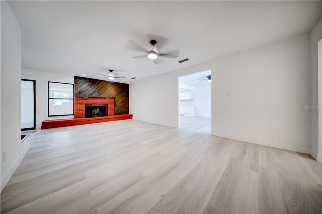 2525 POINSETTA AVENUE, Sanford, FL 32773