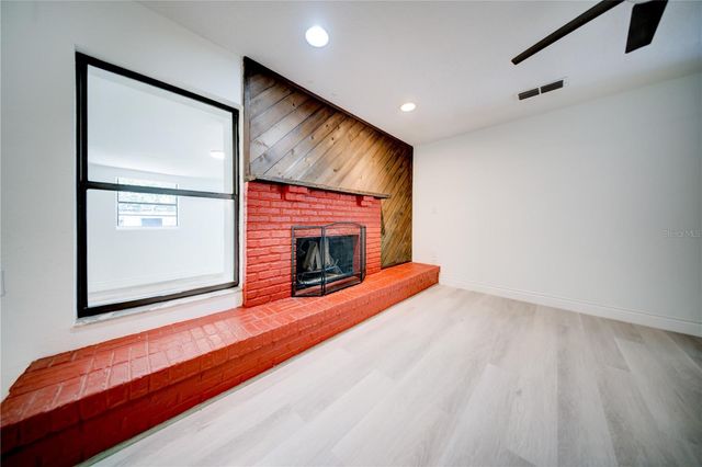 2525 POINSETTA AVENUE, Sanford, FL 32773