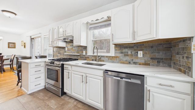 4440 Henry Street, Norton Shores City, MI 49441