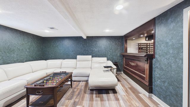 4440 Henry Street, Norton Shores City, MI 49441