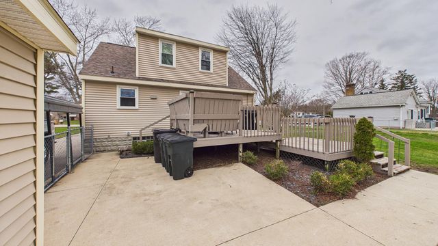 4440 Henry Street, Norton Shores City, MI 49441