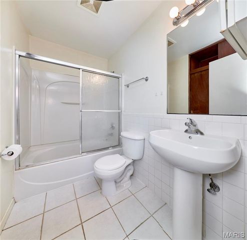 5 Ridgeview Court, St Charles, MO 63301