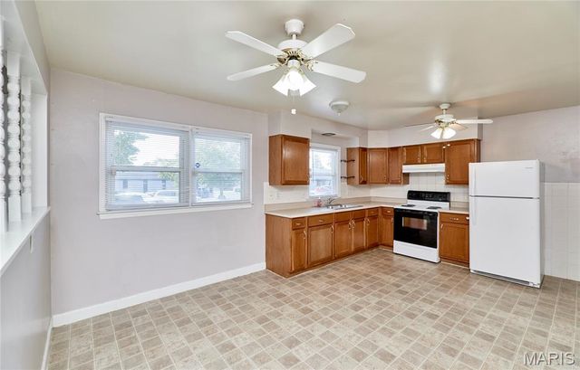 5 Ridgeview Court, St Charles, MO 63301