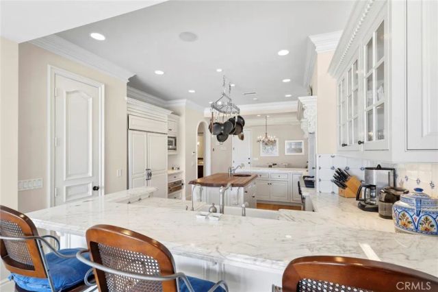 1550 E Oceanfront, Newport Beach, CA 92661
