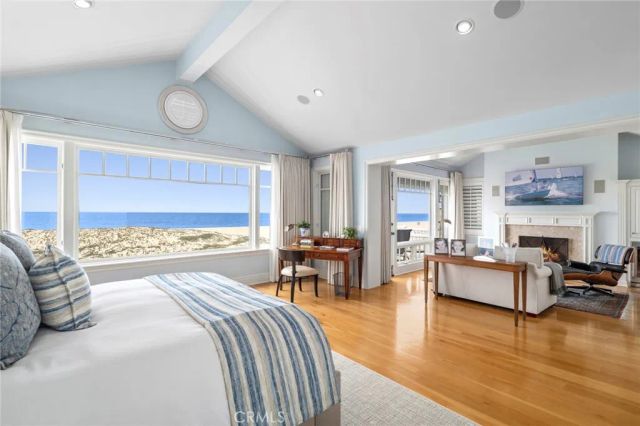 1550 E Oceanfront, Newport Beach, CA 92661