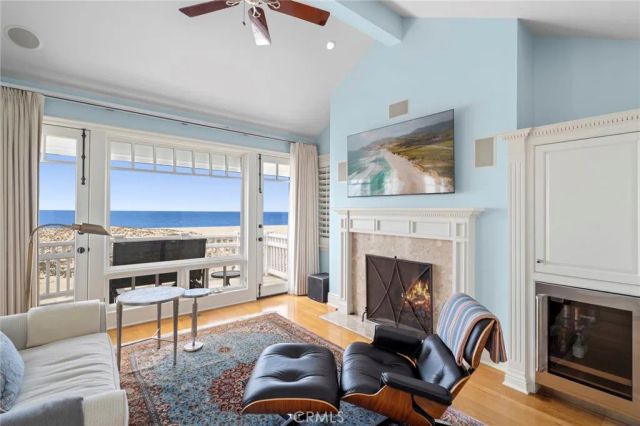 1550 E Oceanfront, Newport Beach, CA 92661