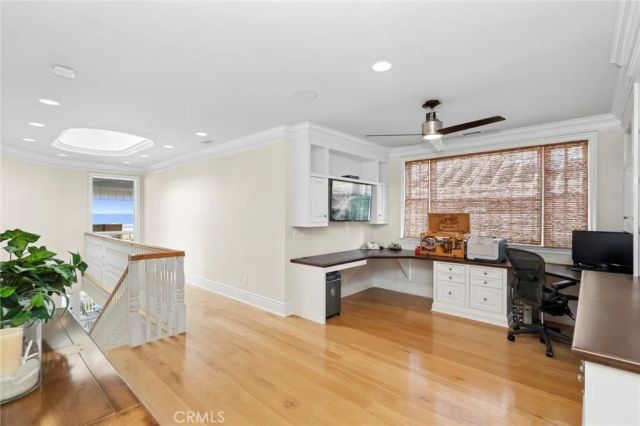 1550 E Oceanfront, Newport Beach, CA 92661