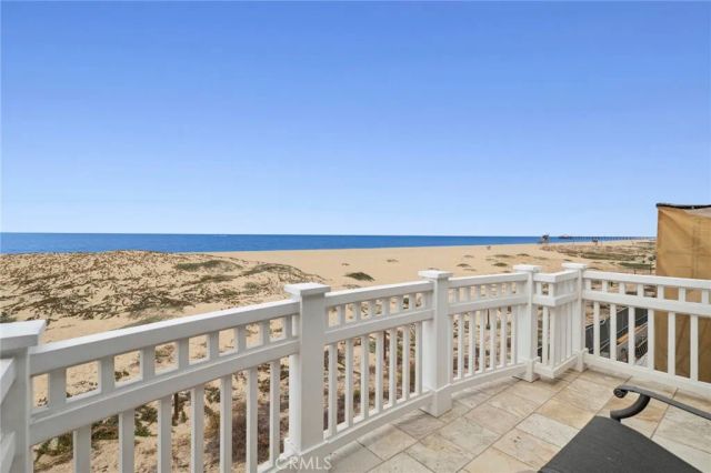 1550 E Oceanfront, Newport Beach, CA 92661
