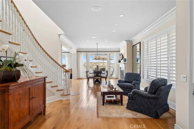1550 E Oceanfront, Newport Beach, CA 92661