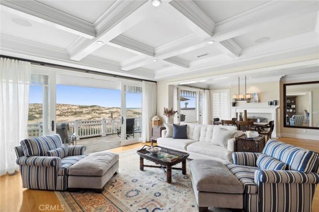 1550 E Oceanfront, Newport Beach, CA 92661