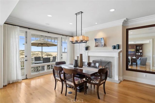 1550 E Oceanfront, Newport Beach, CA 92661