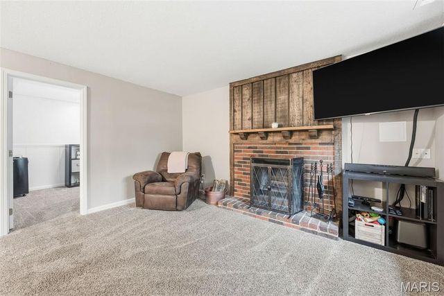1117 Windyoak Drive, Ballwin, MO 63021