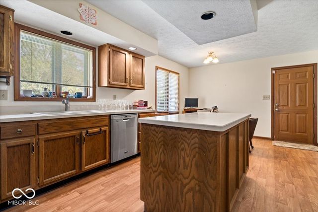 10114 Skippers Court, Indianapolis, IN 46256
