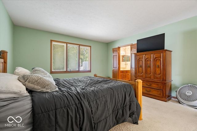 10114 Skippers Court, Indianapolis, IN 46256