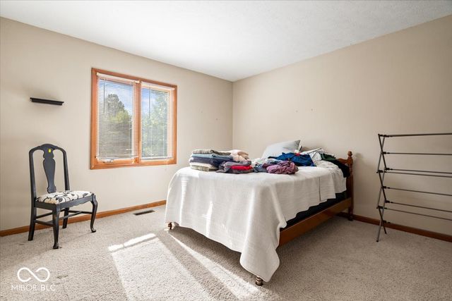 10114 Skippers Court, Indianapolis, IN 46256
