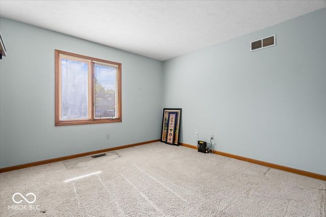 10114 Skippers Court, Indianapolis, IN 46256
